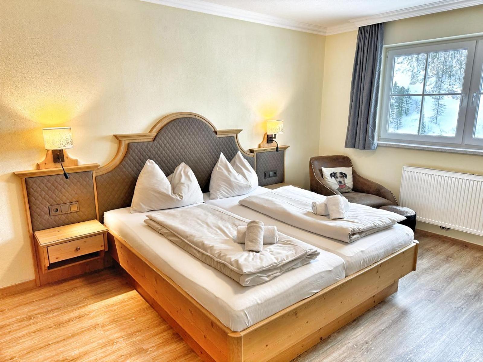 オーバータウエルン Hubertus Alpine Livingアパートホテル エクステリア 写真